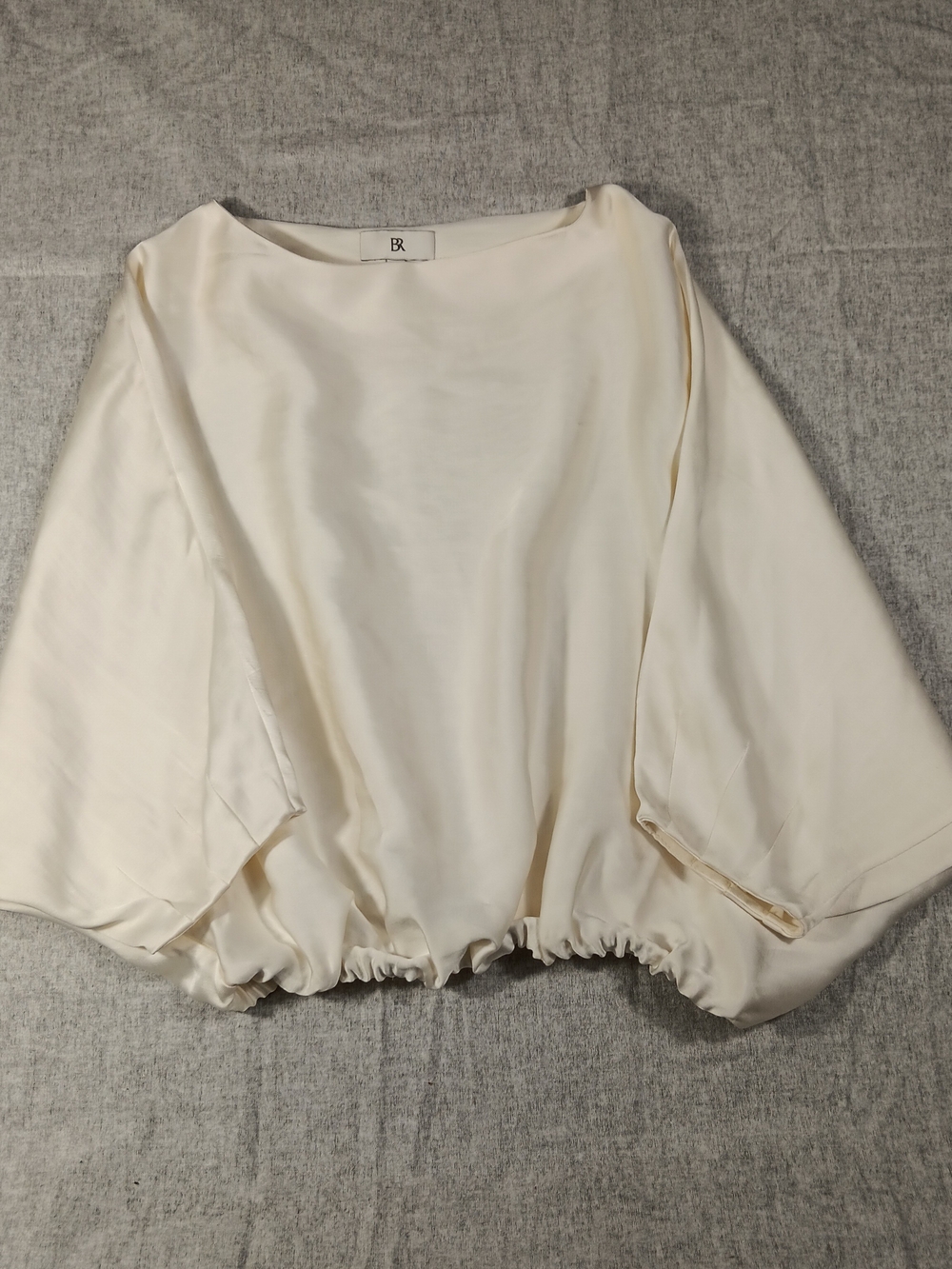 Banana Republic Cream Satin Balloon Hem Dolman 3/4 Sleeve Top Size M